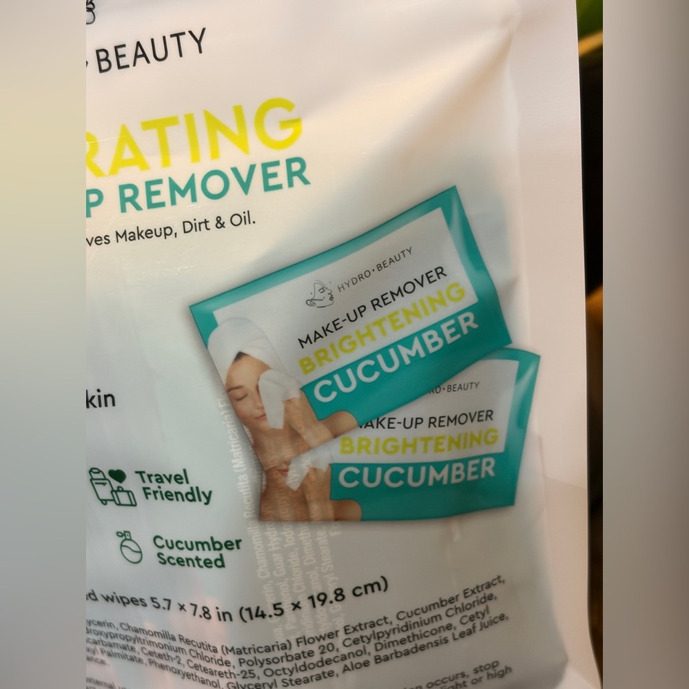 Hydro Beauty Hydrating Makeup Remover Wipes-pack of  25 - Picture 5 of 6